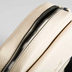 Hot Bandolera bombeada solapa NYC Bolsos Y Carteras