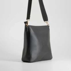 New Bolso bandolera bombeado negro PICCOLA PIU Bolsos Y Carteras