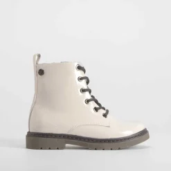 Hot Botín charol beige Botines