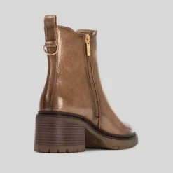 Botín chelsea tacón charol beige Mujer Botines Tacón