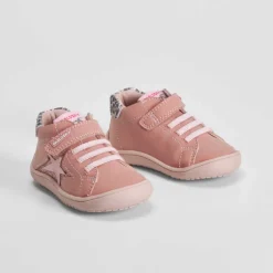 Botín deportivo estrella bebé rosa Botas