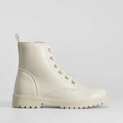 Outlet Botín militar plano beige OH GIRL Botines