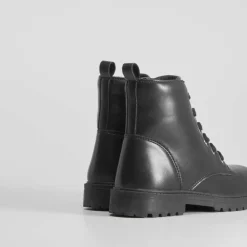 Hot Botín militar plano negro OH GIRL Botines