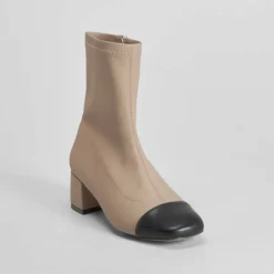 Botín tacón puntera beige PICCOLA PIU Mujer Botines Tacón