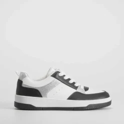 Online Deportiva blanca y negra OH GIRL Zapatillas Deportivas