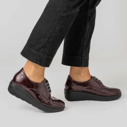 Deportiva casual cordón charol burdeos Mujer Zapatos Confort|Bluchers