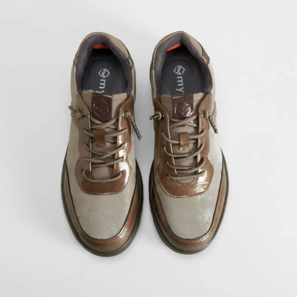 deportiva_casual_cordn_ta_SKUDIOSRigLLh_1.webp Outlet Deportiva casual cordón taupe Mujer Sneakers