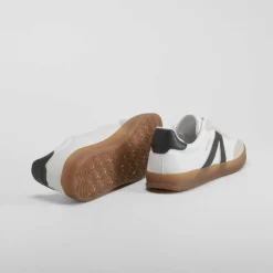 Discount Deportiva urbana blanca y negra Hombre Sneakers|Básicos X Menos