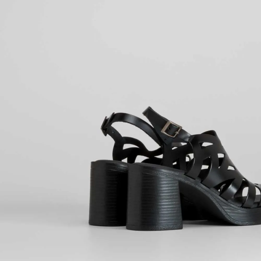 sandalia_de_tacn_troquela_SKUB67U6E1UqS_2.webp Hot Sandalia de tacón troquelada piel Mujer Sandalias Tacón