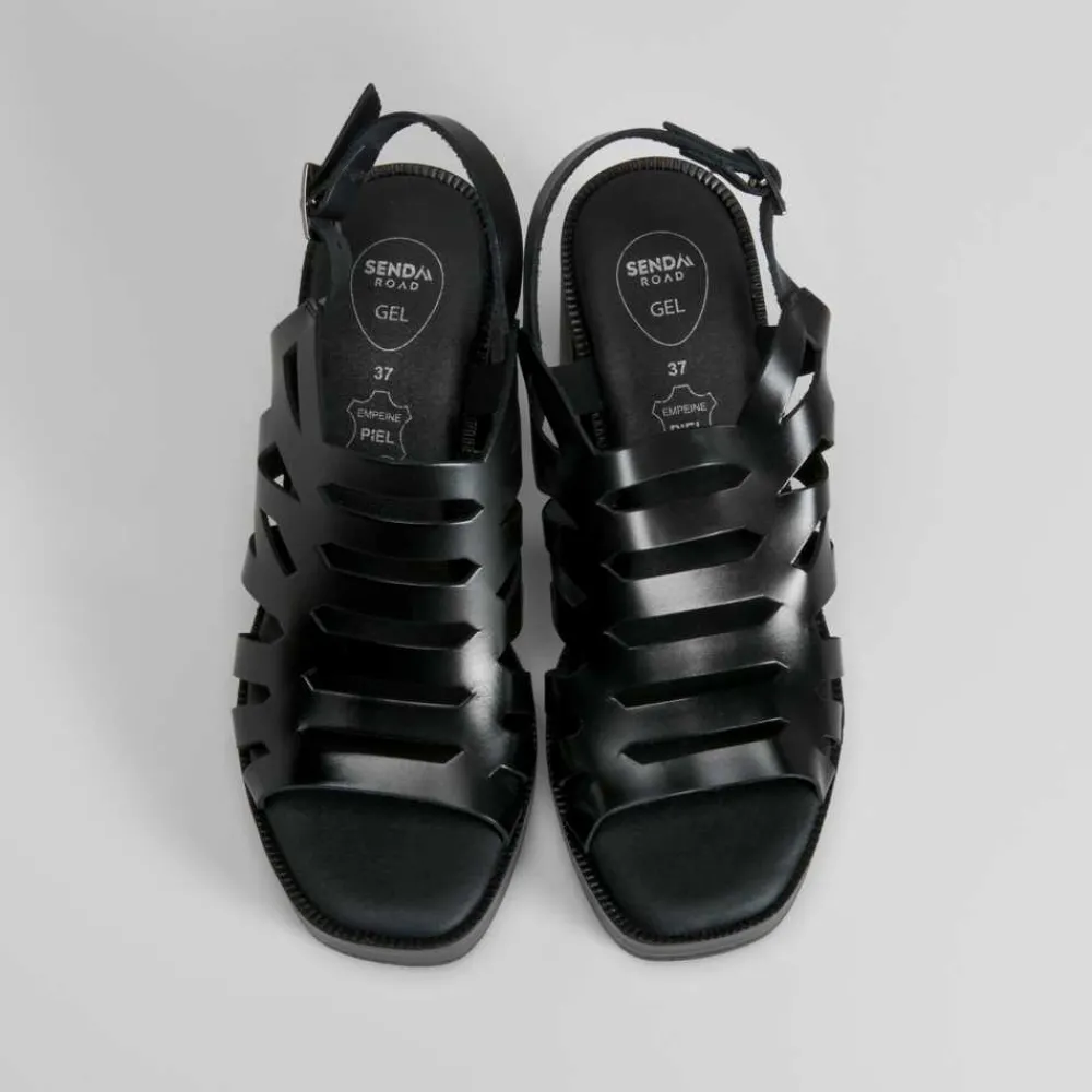 sandalia_de_tacn_troquela_SKUB67U6E1UqS_3.webp Hot Sandalia de tacón troquelada piel Mujer Sandalias Tacón