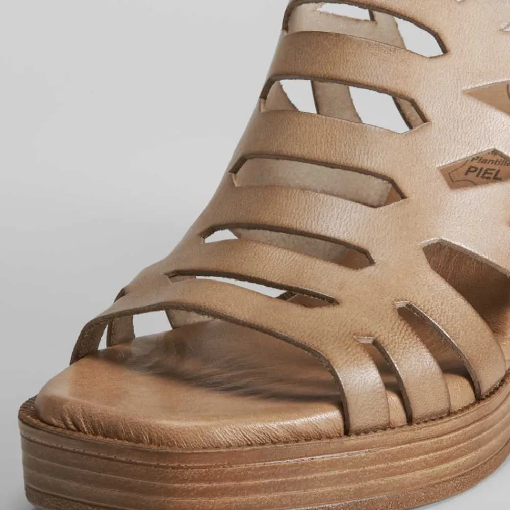 sandalia_de_tacn_troquela_SKUn6l4Im4u16_4.webp Best Sandalia de tacón troquelada piel Mujer Sandalias Tacón