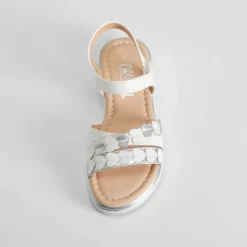 Sale Sandalia de tiras con corazones blanca OH GIRL Sandalias