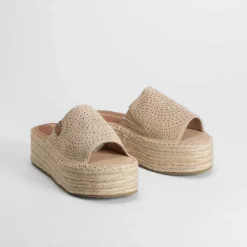 Online Sandalia pala perfos beige Mujer Sandalias Planas