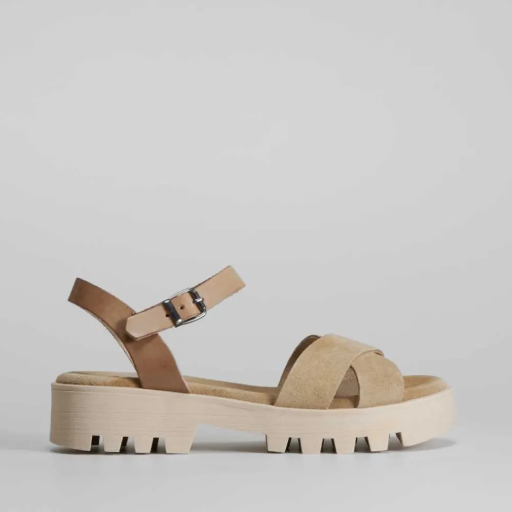 sandalia_track_de_piel_ny_SKUkvwPLr2Auh_0.webp Hot Sandalia track de piel Mujer Sandalias Tacón