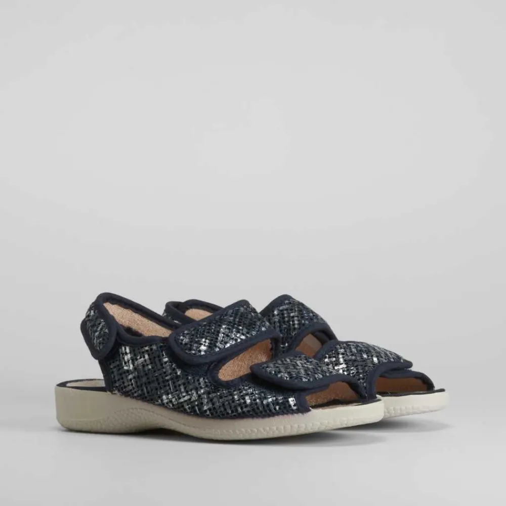 zapatilla_abierta_con_vel_SKUBu9DGY9JKu_1.webp Hot Zapatilla abierta con velcros azul Mujer Zapatillas Casa