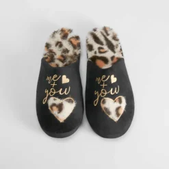 Hot Zapatilla casa corazón y animal print negra Mujer Zapatillas Casa
