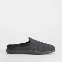 Hot Zapatilla casa cuadros negra Hombre Zapatillas Abiertas